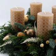 Kuscheliger Adventskranz mit beigen Kerzen | 35cm