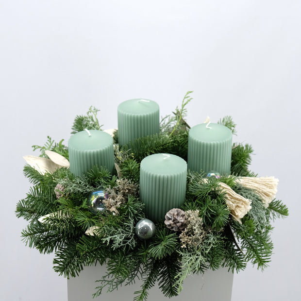 Natürlicher Adventskranz in Salbeigrün | 35cm