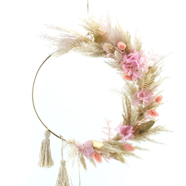 Trockenblumenkranz in Rose, Beige und Gold