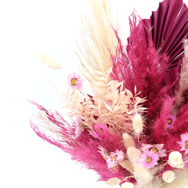 Trockenblumenstrauß in Fuchsia, Pink und Beige